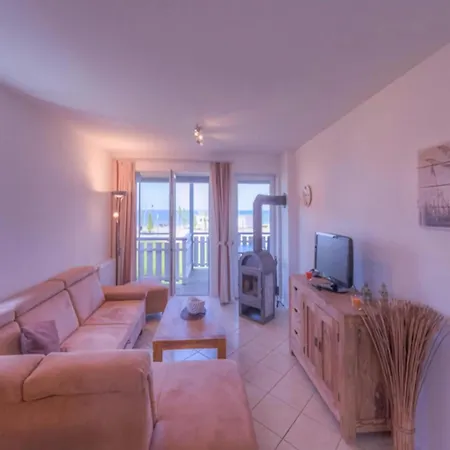 In With A Balcony Appartement